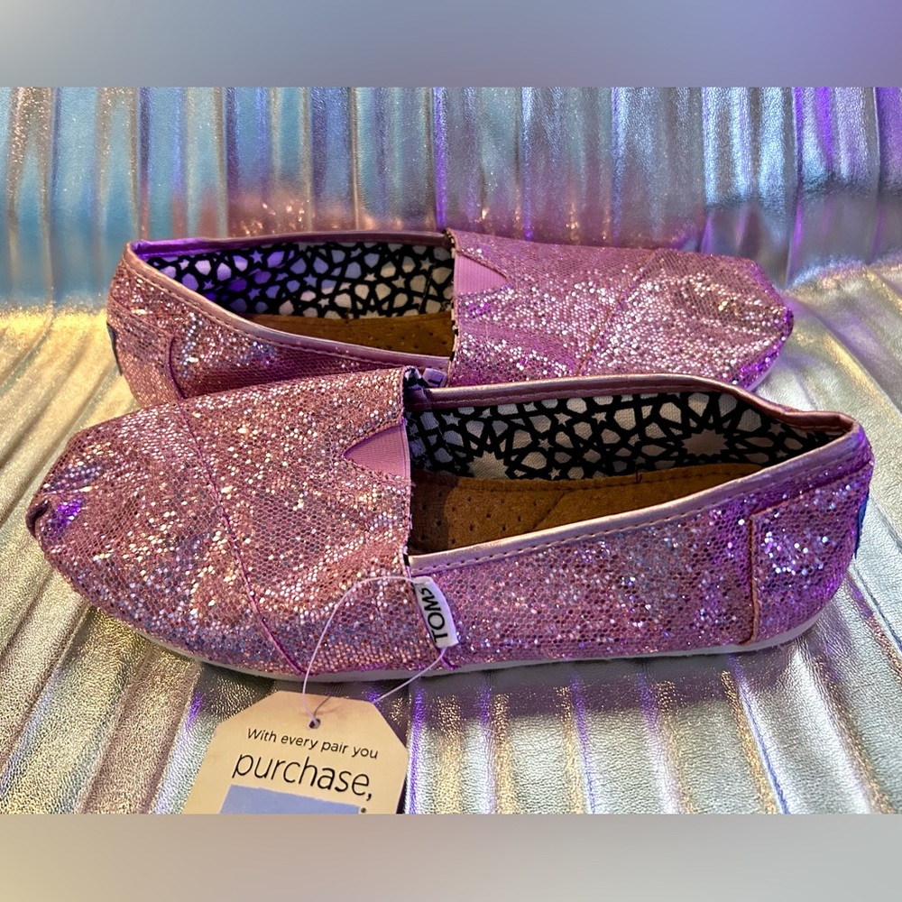NWT Toms Light Pink Sparkly Canvas Flats, Size 6.5 - Picture 5 of 12